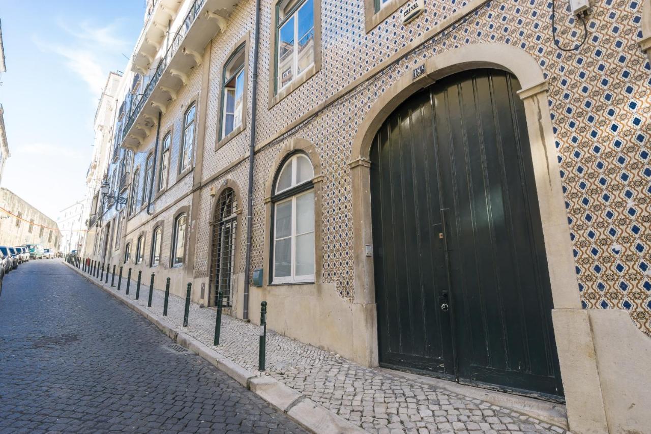 Large & Relaxing Loft In Alfama Lägenhet Lisboa Exteriör bild